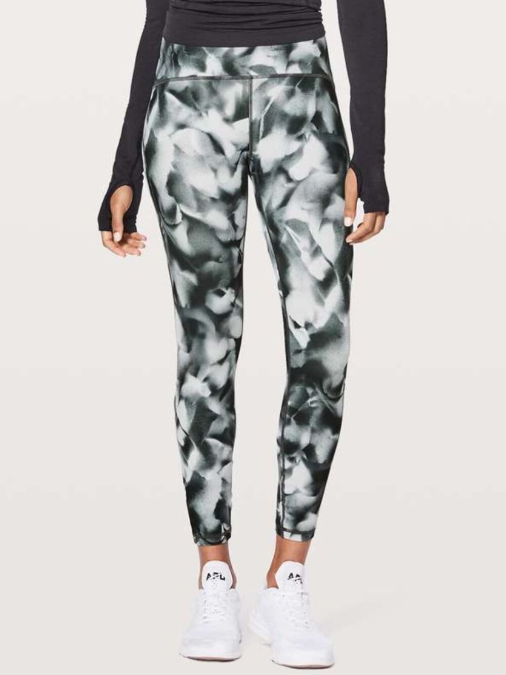 Lululemon Train Times Blush Blossom Black and White Women’s Size 4 Mesh Leggings